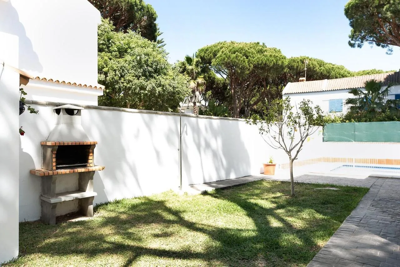 Poniente Villa Roche 0*,